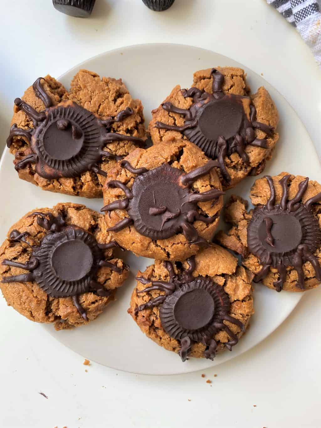 Halloween Candy Cookies - Cookie Dough Diaries